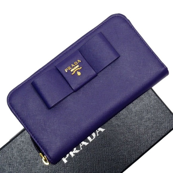 Prada long zip Wallet leather purple Saffiano - Picture 1 of 3